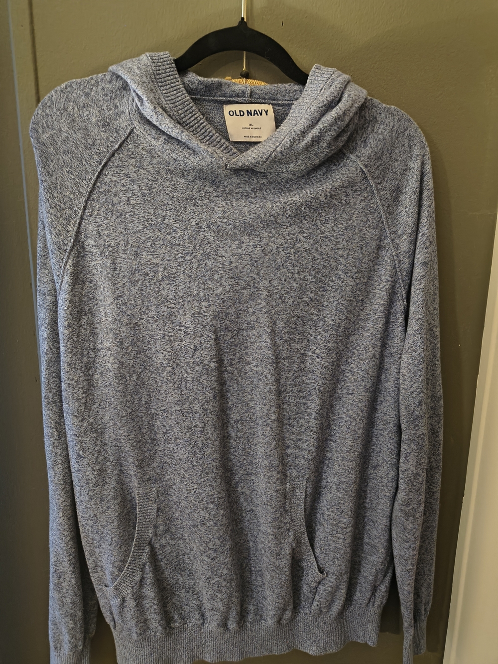 Old Navy Men’s Heathered Light Blue Crewneck Hoodie